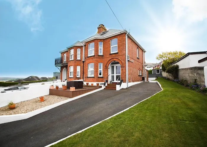 No 10 Treverbyn Road B & B Padstow